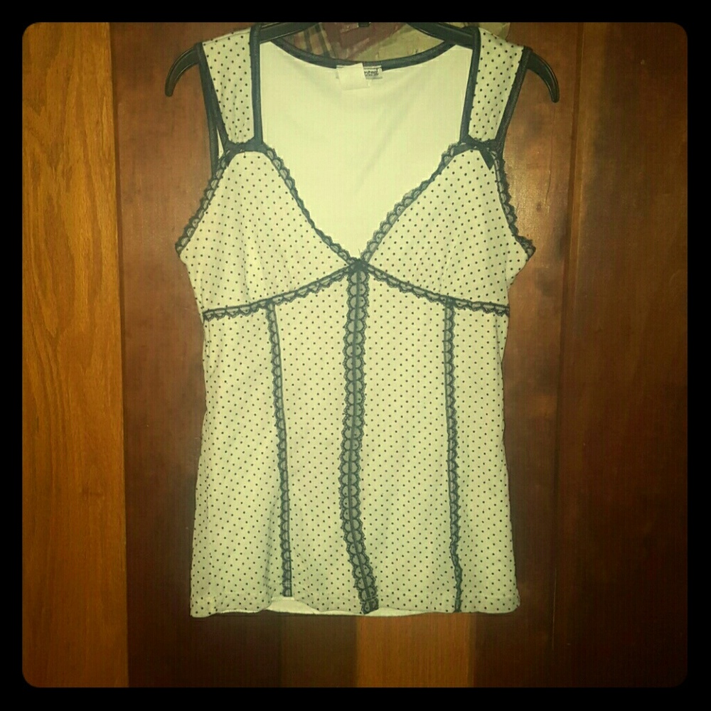 White and Black body Central Tank
